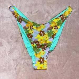 L*space Ellie Bitsy Bikini Bottom in Tropical sz. Small